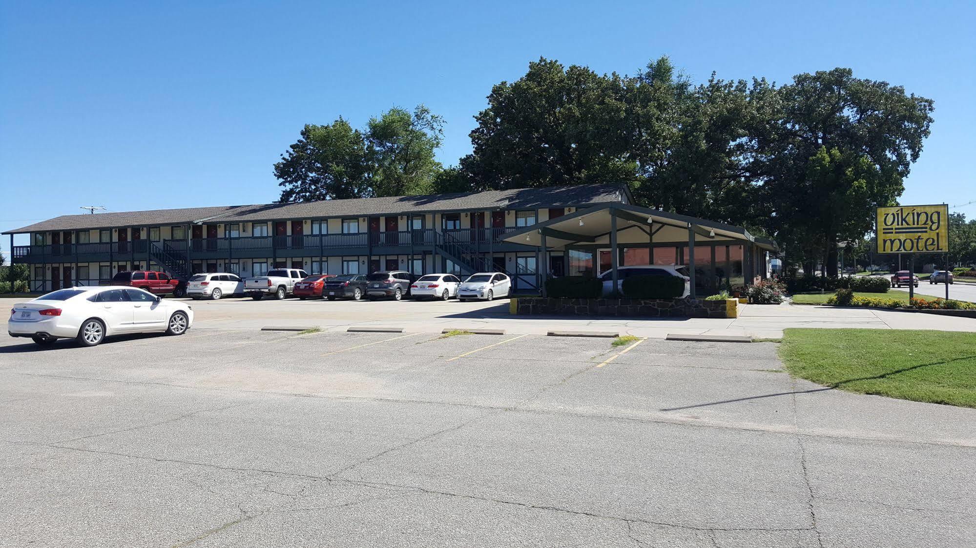 Viking Motel Lindsborg Exterior foto